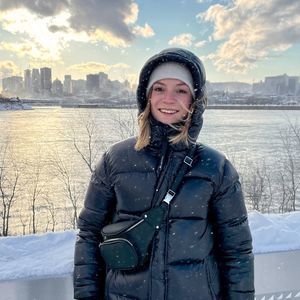 Meet your Posher, Emilie